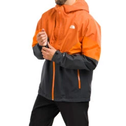 Blouson The North Face LIGHTNING IMPERMEABLE -Hommes Vêtements Magasin blouson the north face lightning impermeable 1