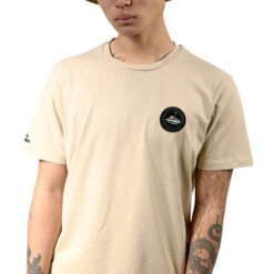 Tee-shirt Helvetica HART -Hommes Vêtements Magasin tee shirt helvetica hart 3