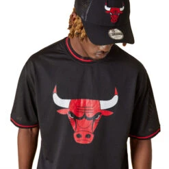 T-shirt New Era NBA Chicago Bulls -Hommes Vêtements Magasin tee shirt new era nba team logo oversized chicago bulls mesh 8